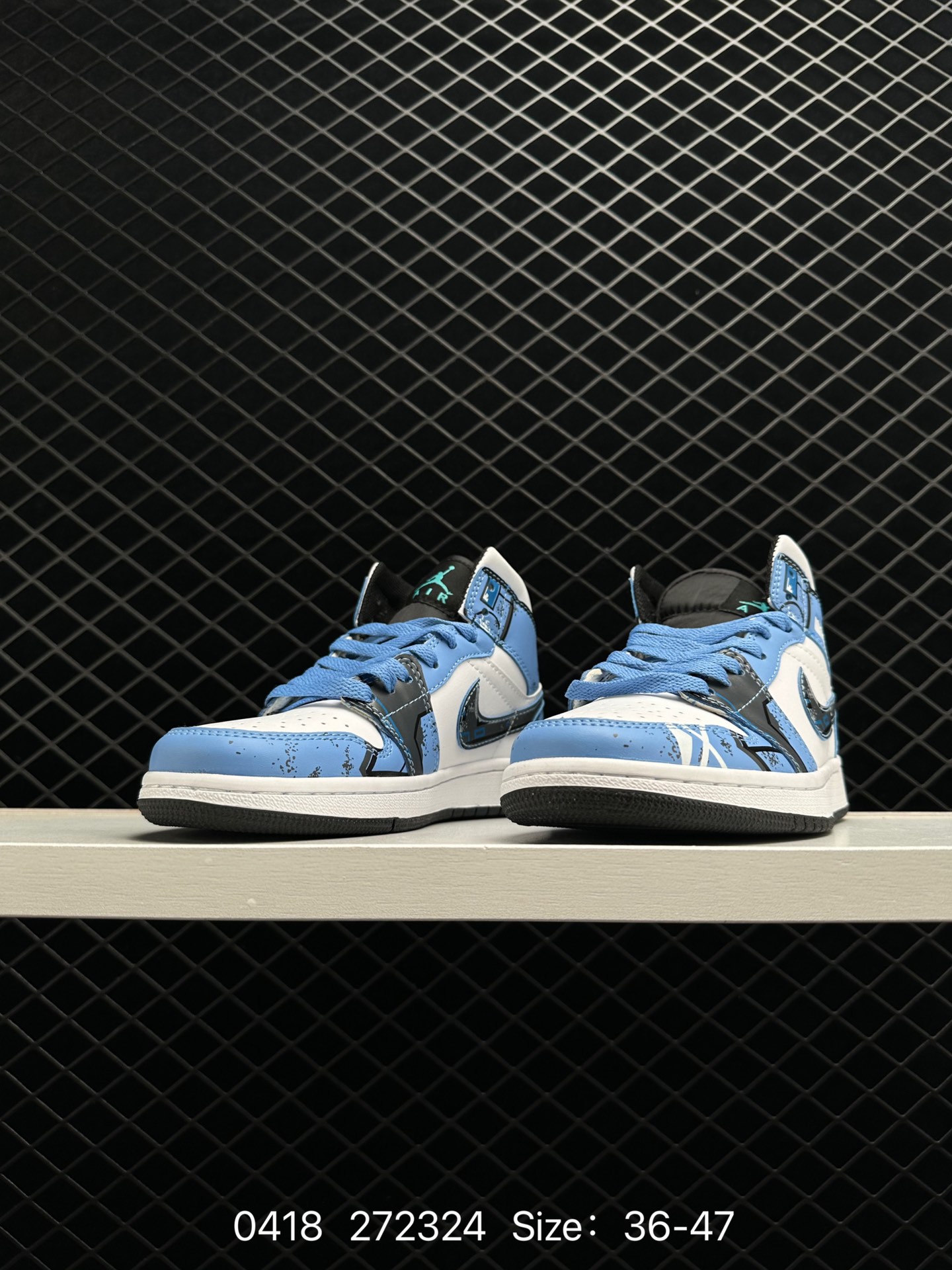 Air Jordan 1 Mid “Obsidian”